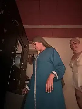 Freechat lalilamassu1 on StripChat