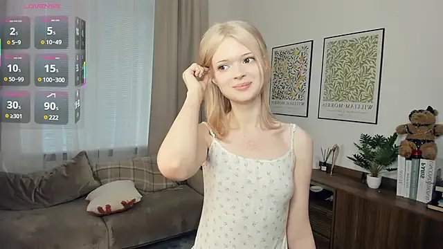 Freechat LaureMestler on StripChat