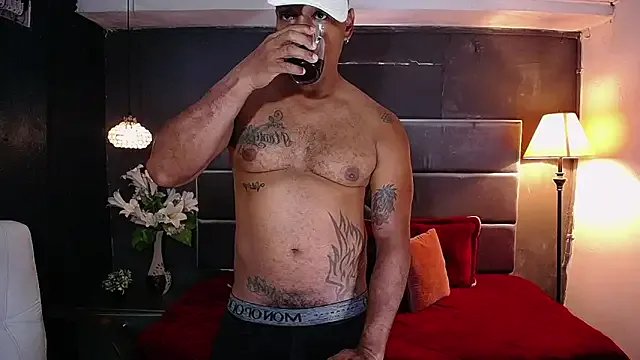 Freechat liam_howard on StripChat