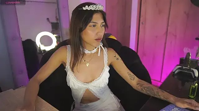 Freechat Littlegoddessx on StripChat