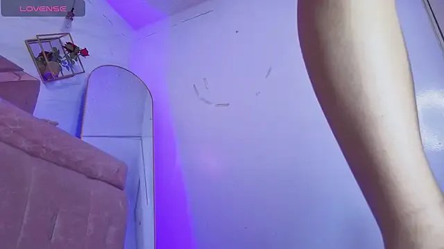 Freechat Luna_Star_v on StripChat