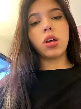 Freechat LunaCandy_ on StripChat