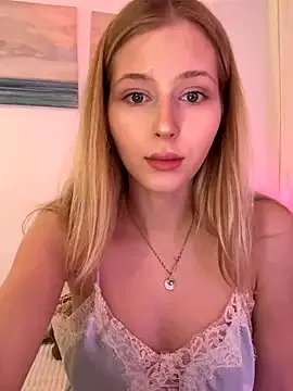 Freechat LunaRase on StripChat