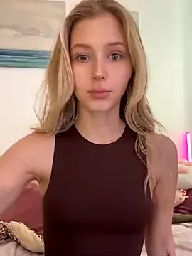 Freechat LunaRase on StripChat