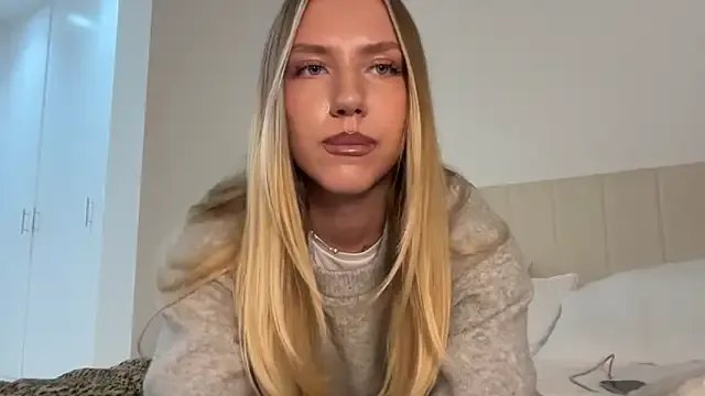 Freechat mariareevx on StripChat