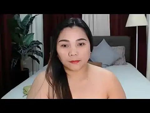 Freechat MarielRose143 on StripChat