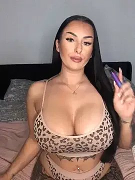 Freechat Mia-Bremer on StripChat