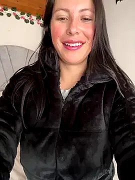 Freechat Mia_salinass on StripChat