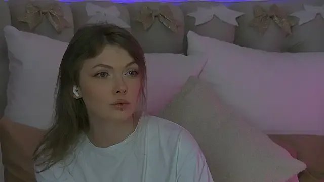 miamunn on StripChat 