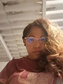 Freechat mila38 on StripChat