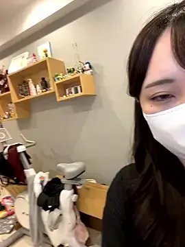 Freechat mina_0207 on StripChat