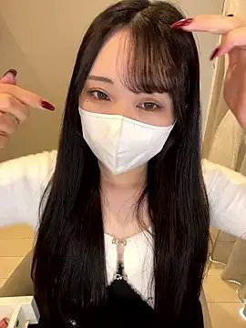 Freechat mina_0207 on StripChat