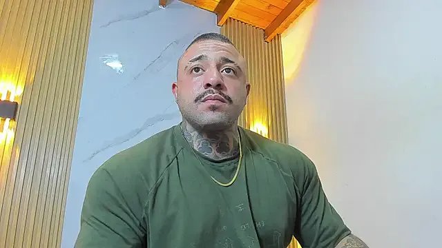 Freechat MISTER_VENOM on StripChat