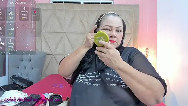 Freechat mommy_cute on StripChat