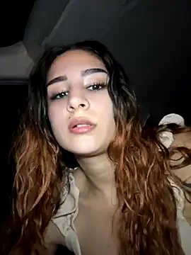 Freechat Mon_Cherry on StripChat