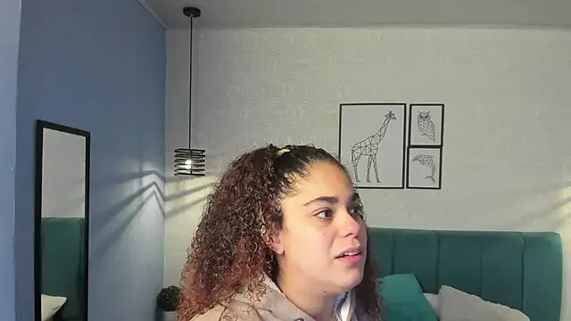 Freechat ninna_curly on StripChat