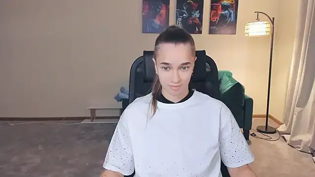 Freechat OkDevier on StripChat