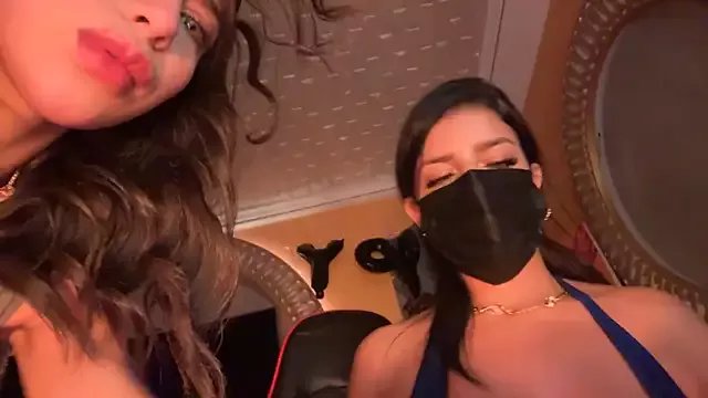 Group ORLA86 on StripChat