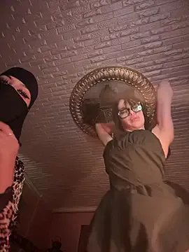 Group ORLA86 on StripChat