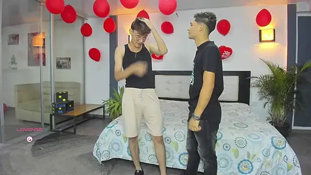 Freechat Playhardsexx on StripChat