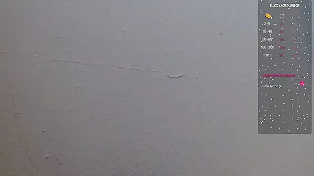 Freechat puca_ebony on StripChat