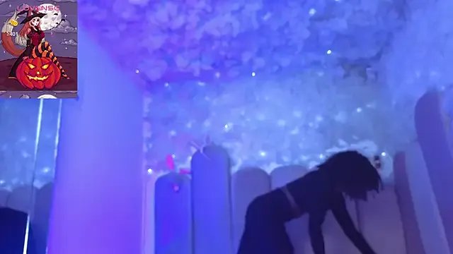 Freechat puca_ebony on StripChat