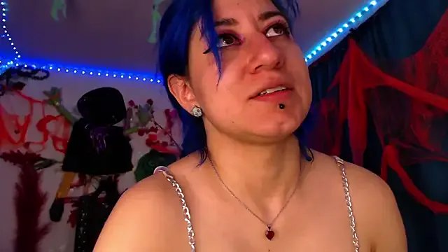 Freechat pussytight_pervert on StripChat