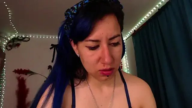 Freechat pussytight_pervert on StripChat