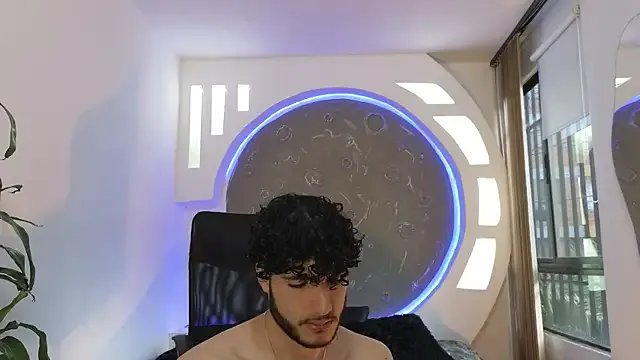 Freechat Rafael_Mendezz on StripChat