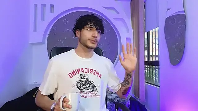 Freechat Rafael_Mendezz on StripChat