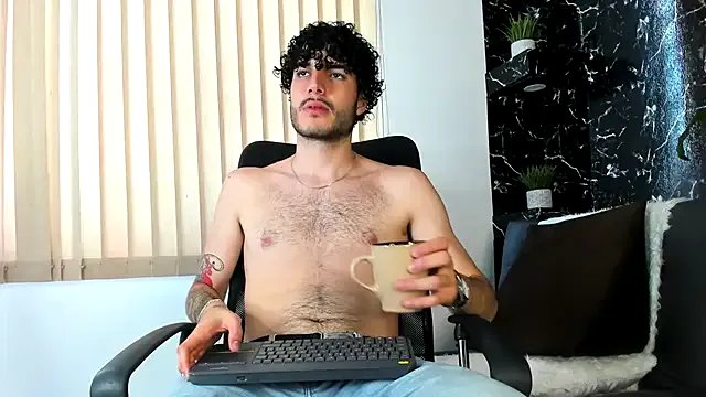 Freechat Rafael_Mendezz on StripChat