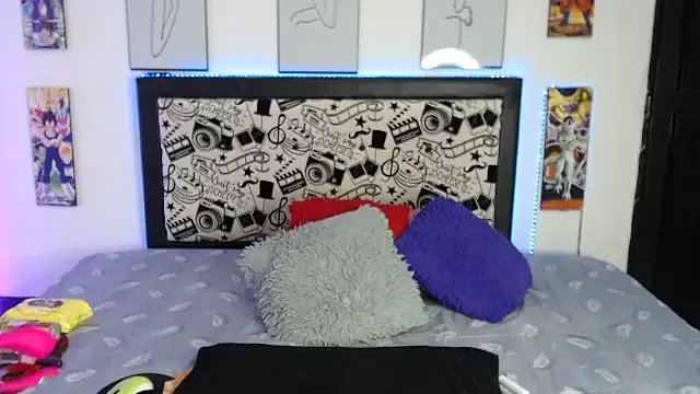 Freechat Rihana14 on StripChat