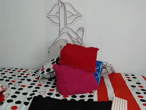 Freechat Rihana14 on StripChat