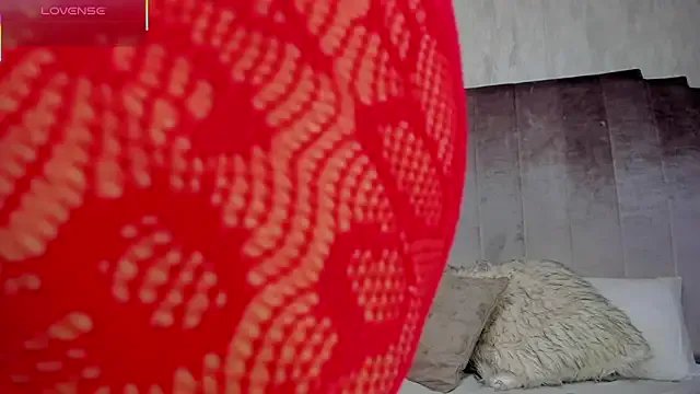 Freechat salma_lutz on StripChat