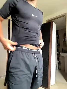 Freechat sendfer on StripChat