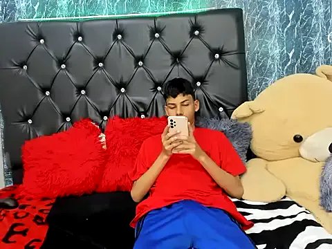 Freechat sexyboys_cutex18 on StripChat