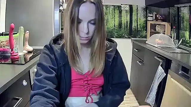 Freechat SexyMilf_37 on StripChat