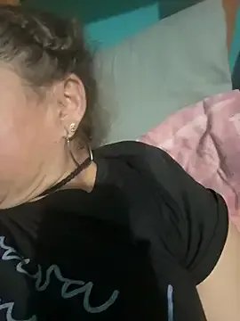 Freechat SheraHadee on StripChat