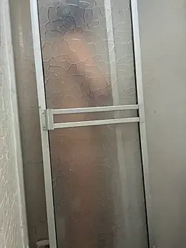 Freechat SheraHadee on StripChat