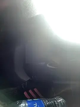 Freechat SheraHadee on StripChat