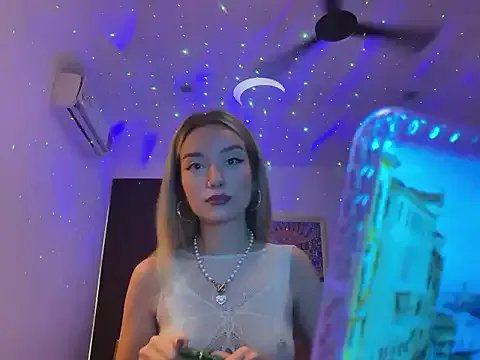 Private SirenaBelle on StripChat