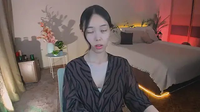 Freechat SoulHarmoonyy on StripChat