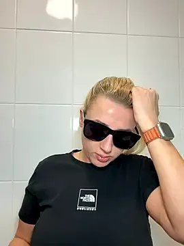 Freechat Strongqueen on StripChat