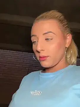 Freechat Strongqueen on StripChat