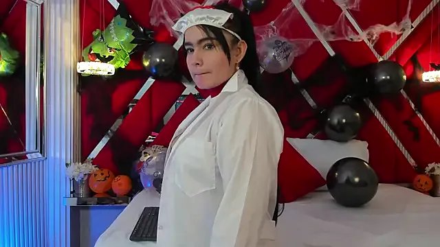 Freechat SusanCouper on StripChat