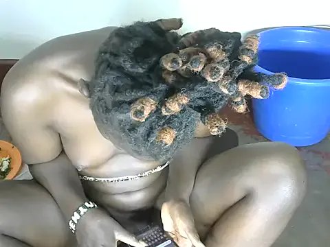 Sweetaggy2 on StripChat 