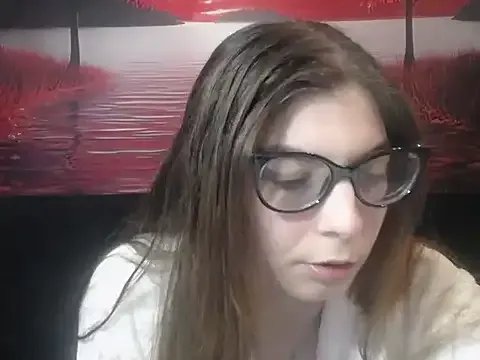 Freechat sweetbabygirlforyou on StripChat