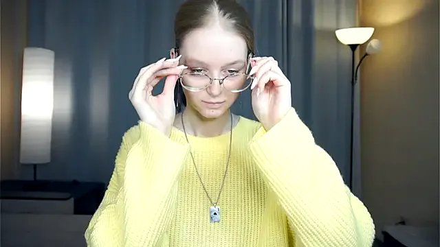 Freechat ToyaPletz on StripChat