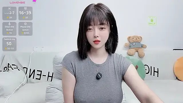 Freechat uikyy1 on StripChat