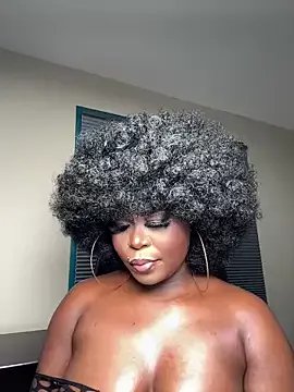 Freechat WomanNextdoor1 on StripChat